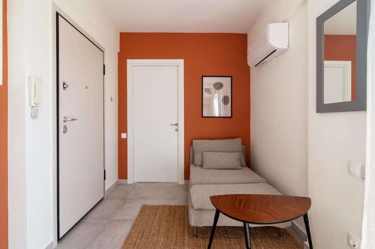 Cosy & Stylish 1-Bedroom Apartment In The Centre Афины Экстерьер фото