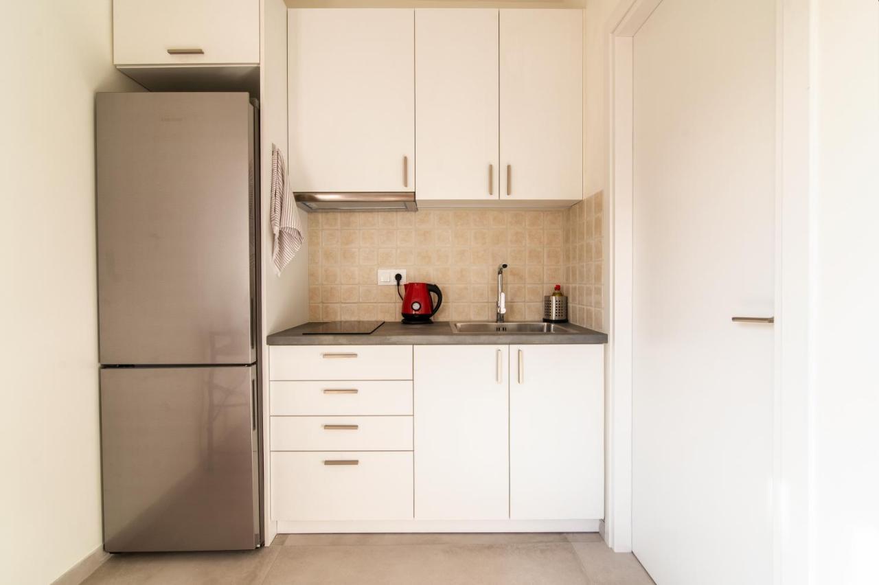 Cosy & Stylish 1-Bedroom Apartment In The Centre Афины Экстерьер фото